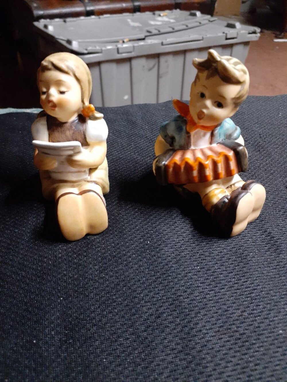 vtg goebel hummel set of 2